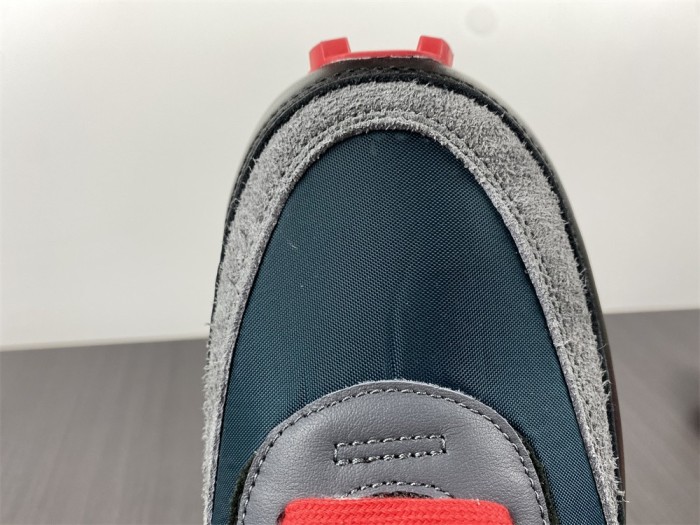 LD Waffle sacai Undercover Midnight Spruce University Red  DJ4877-300