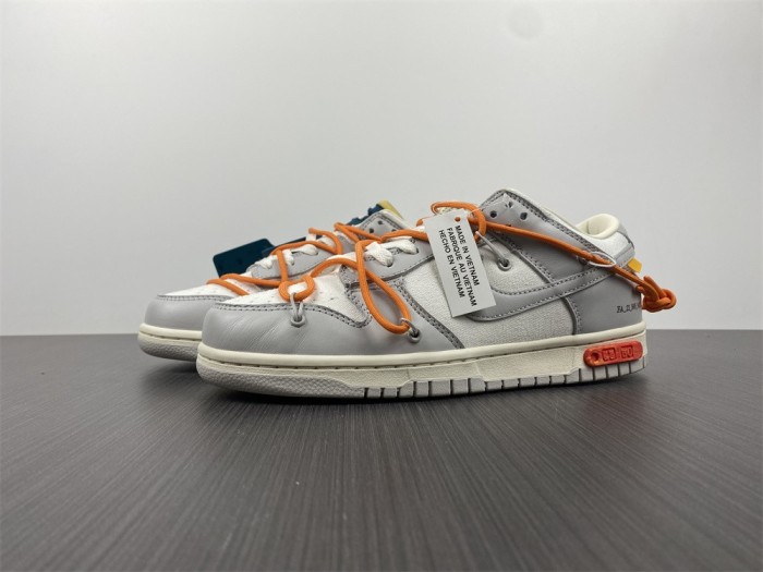 Dunk Low Off-White Lot 44 DM1602-104