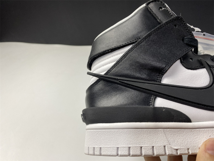 Dunk High Ambush Black White CU7544-001