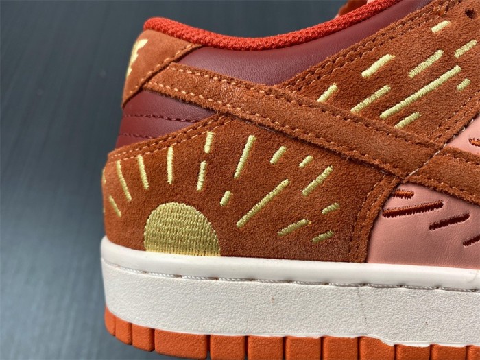 Dunk Low NH Winter Solstice  DO6723-800
