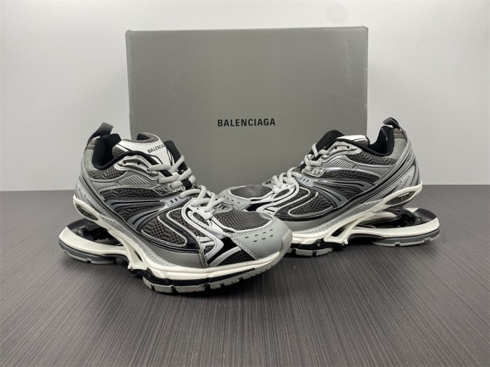 B*alenciaga X-Pander Silver  653870W2RA31212