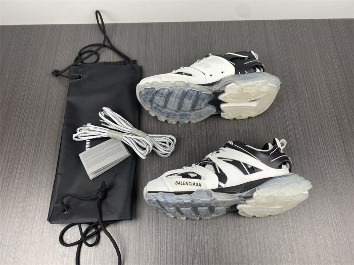B*alenciaga Track Clear Sole White/Black  647741W3BZ29010
