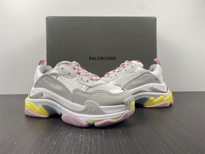 B*alenciaga Triple S 524039 W2FW4 7541