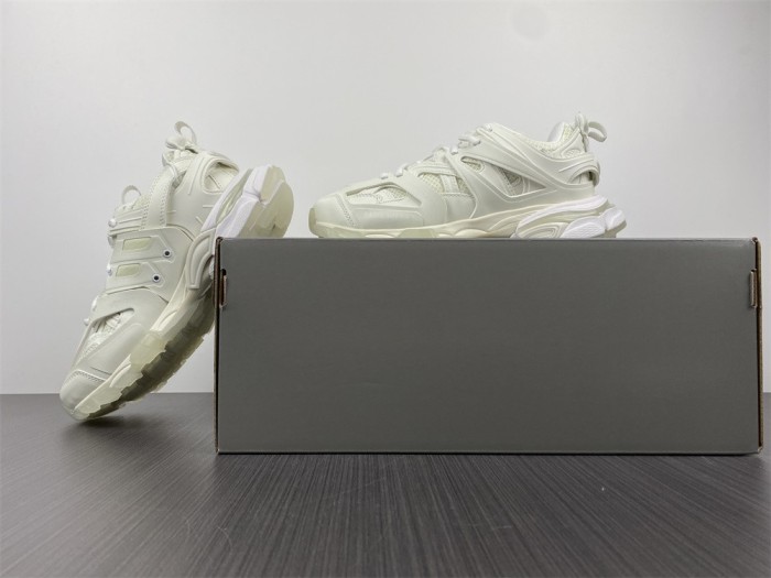 B*alenciaga Track White  542436W3CR19000