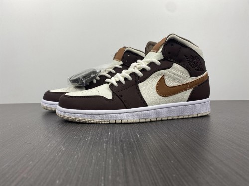 Air Jordan 1 Mid SE Brown Basalt Oatmeal DO6699-200