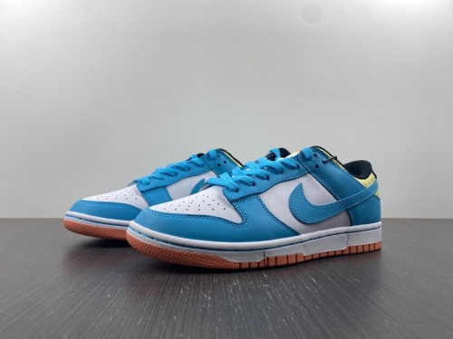 Dunk Low Kyrie Irving Baltic Blue  DN4179-400
