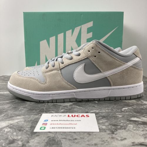 SB Dunk Low Summit White Wolf Grey  AR0778-110