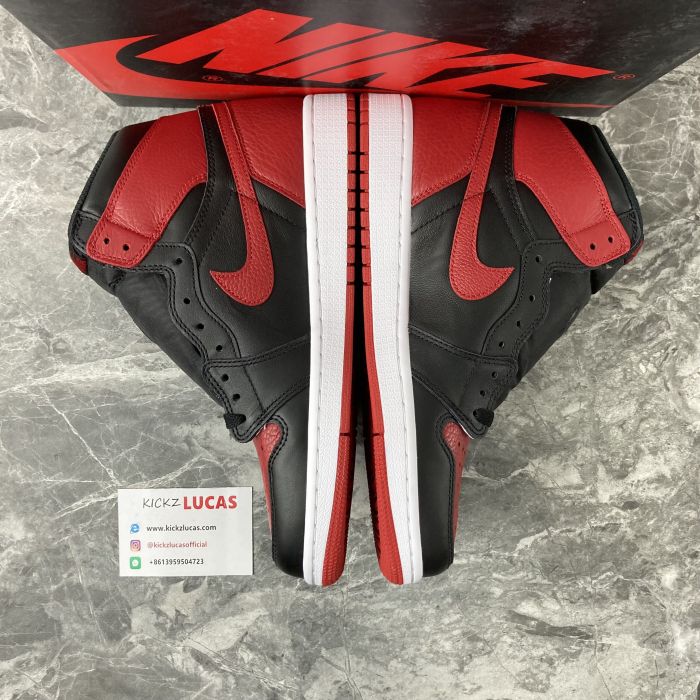 Air Jordan 1 Retro High Bred Banned  555088-001
