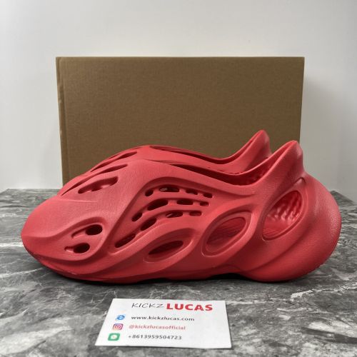 Yeezy Foam RNNR Vermillion GW3355