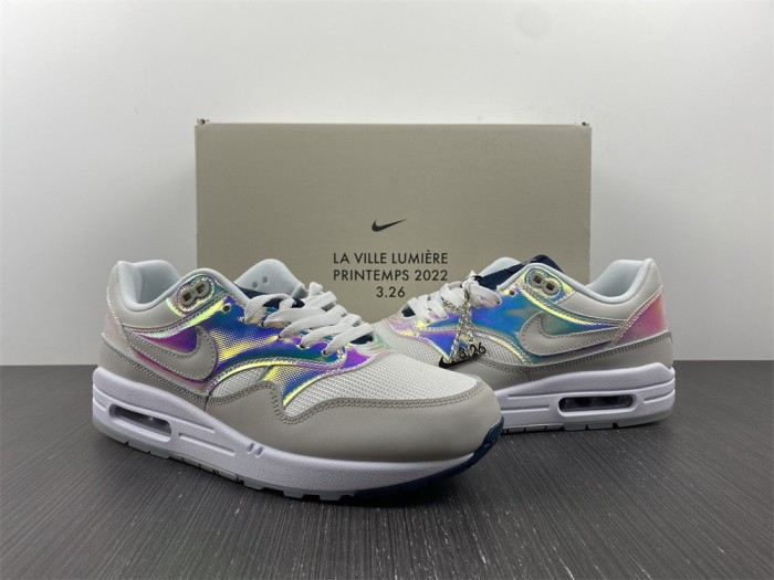 Air Max 1 AMD La Ville Lumière  DQ9326-100