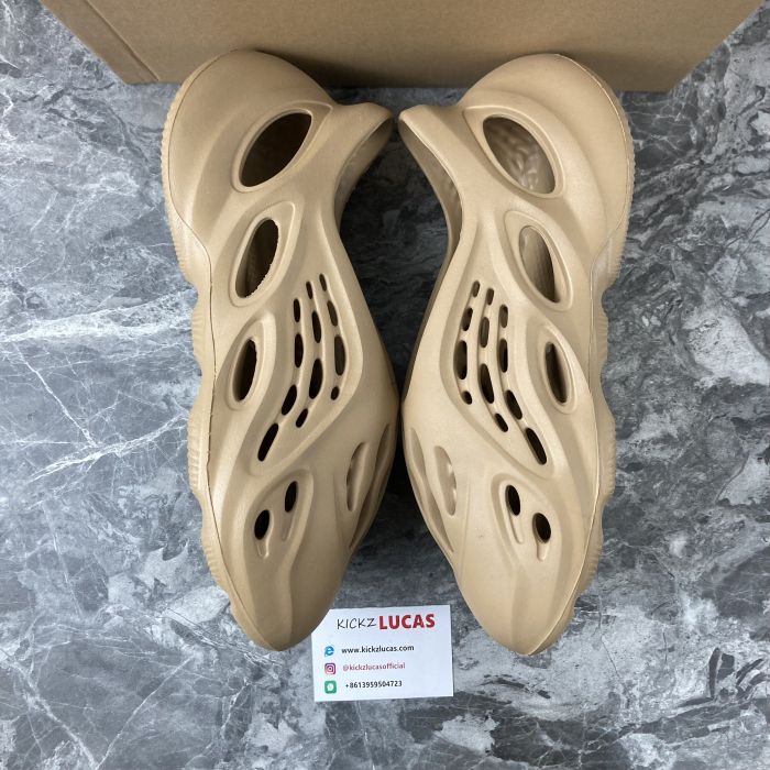Yeezy Foam Runner Ochre GW3354