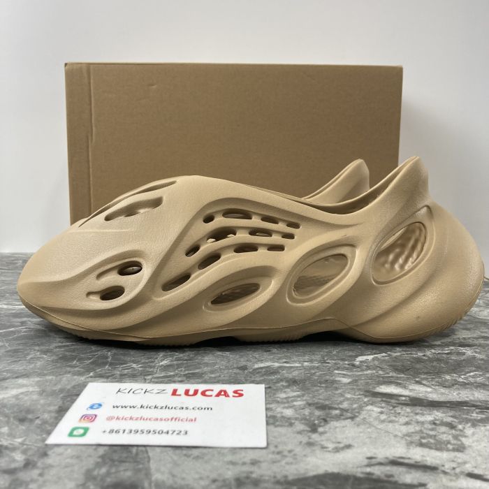 Yeezy Foam Runner Ochre GW3354