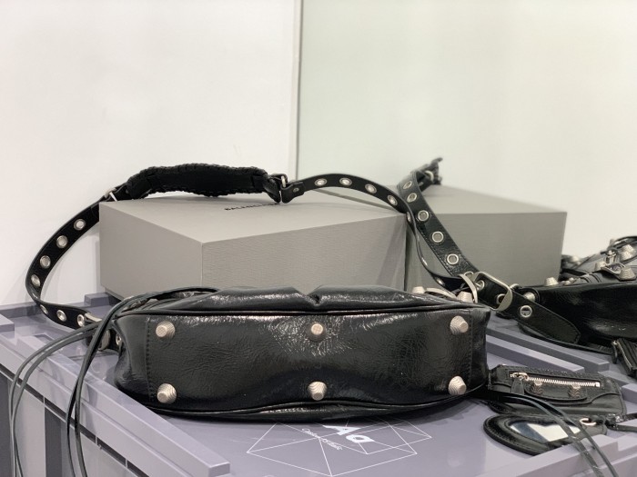 B*alenciaga Top Bag 33*16*8.4cm 5