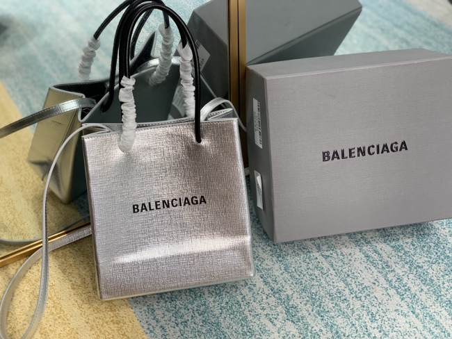 B*alenciaga Top Bag 19*20*9cm 1