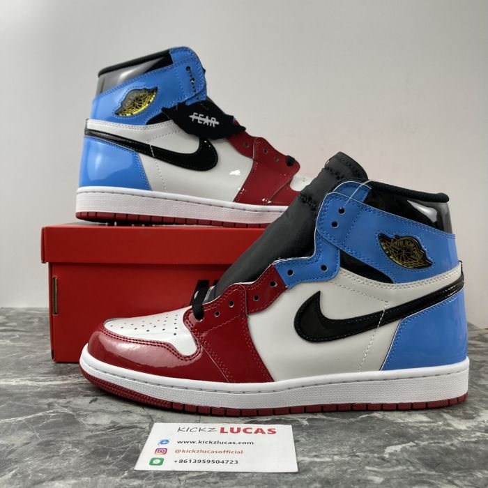 Air Jordan 1 Retro High Fearless UNC Chicago CK5666-100