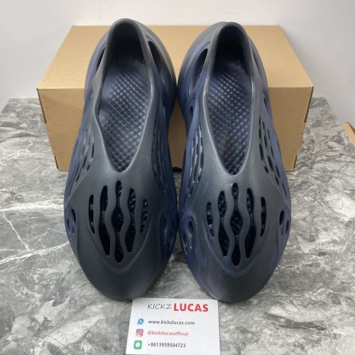 Yeezy Foam RNNR Mineral Blue  GV7903