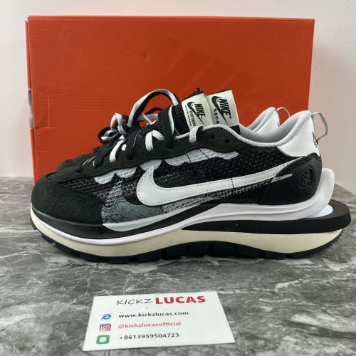 Vaporwaffle sacai Black White CV1363-001