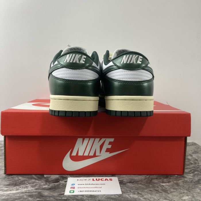 Dunk Low Vintage Green DQ8580-100