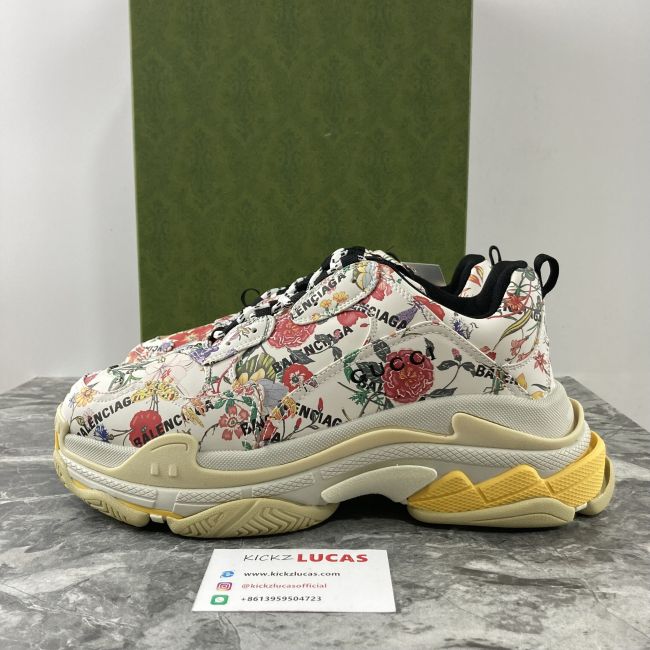 G*ucci x B*alenciaga The Hacker Project Triple S Flora Print  677195UL110 8461
