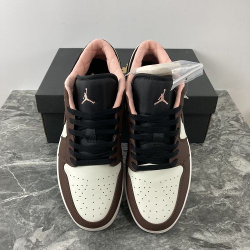 Air Jordan 1 Low Mocha  DC6991-200