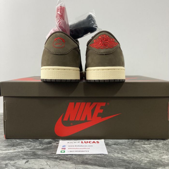 Air Jordan 1 Retro Low OG SP Travis Scott  CQ4277-001