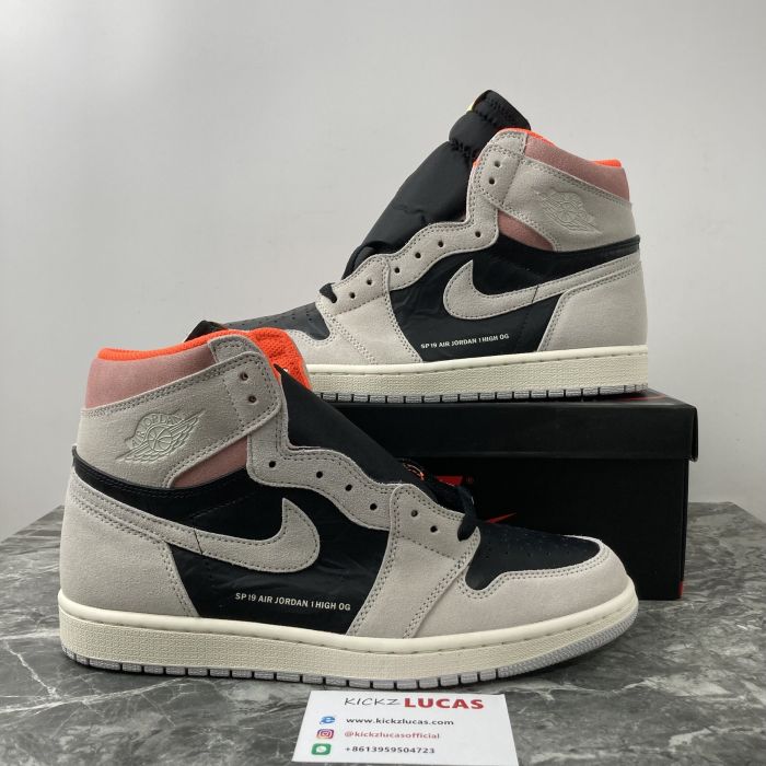 Air Jordan 1 Retro High Neutral Grey Hyper Crimson  555088-018