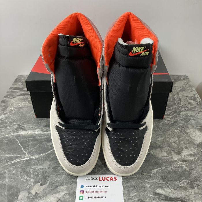 Air Jordan 1 Retro High Neutral Grey Hyper Crimson  555088-018