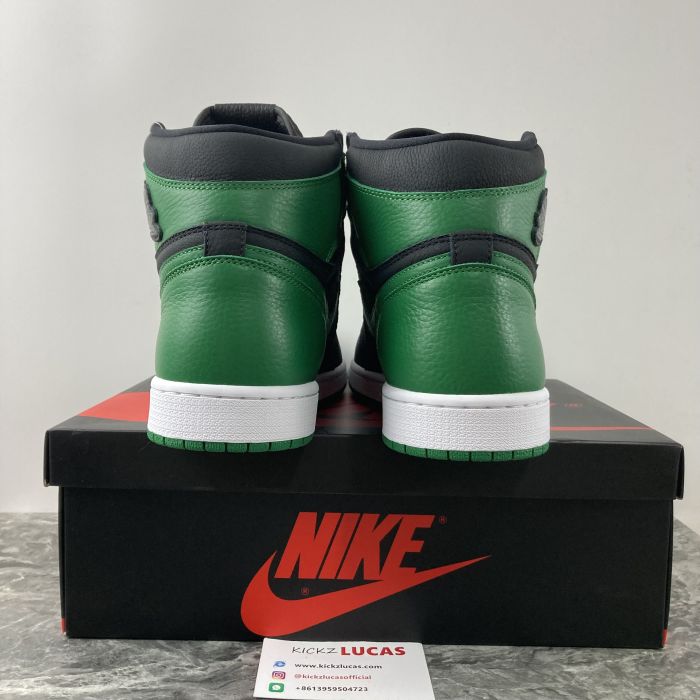 Air Jordan 1 Retro High Pine Green Black  555088-030