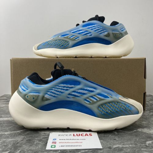 Yeezy Boost 700 V3 Azareth  G54850