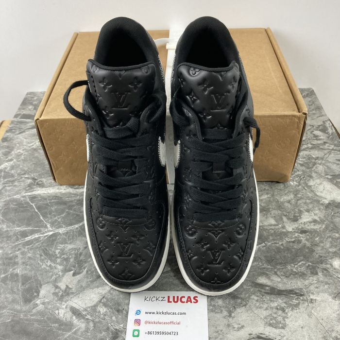 Air Force 1 X L*V black white