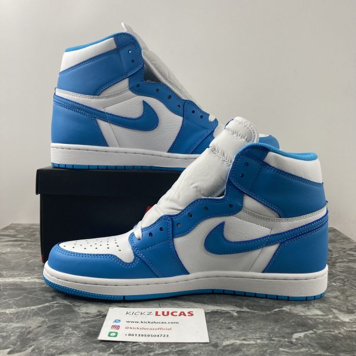 Air Jordan 1 Retro UNC  555088-117