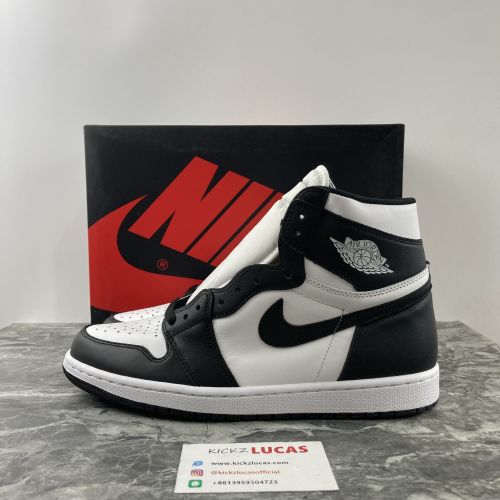 Air Jordan 1 Retro Black White  555088-010
