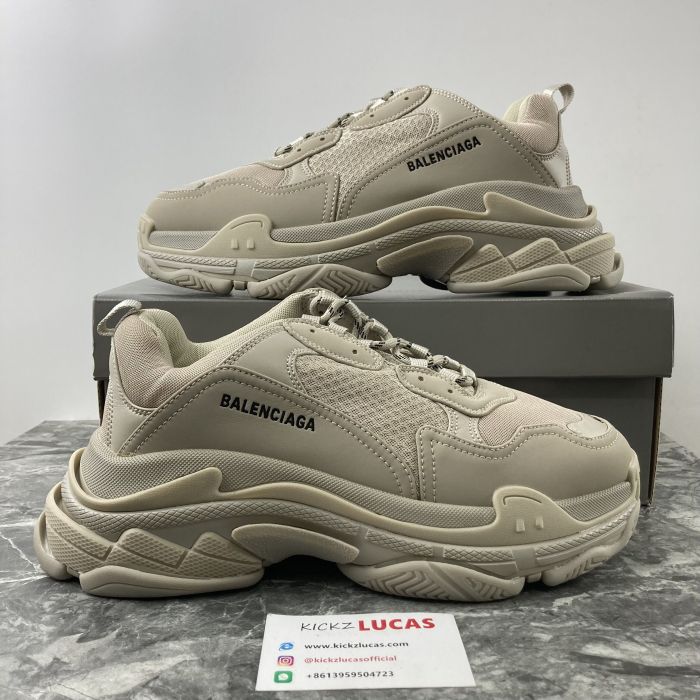 B*alenciaga Triple S Beige  524039W2FW19700
