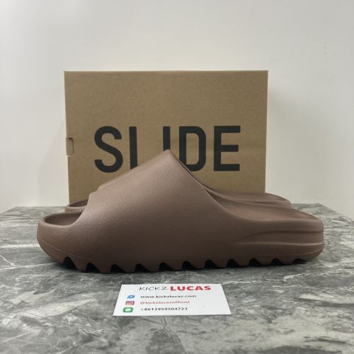 Yeezy Slide Soot  G55495/GX6141
