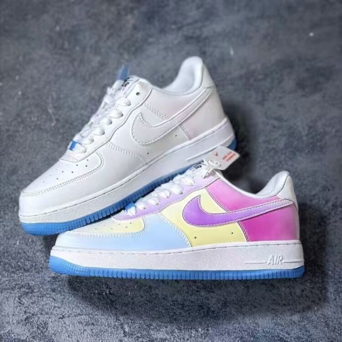 Air Force 1 Low LX UV Reactive  DA8301-100
