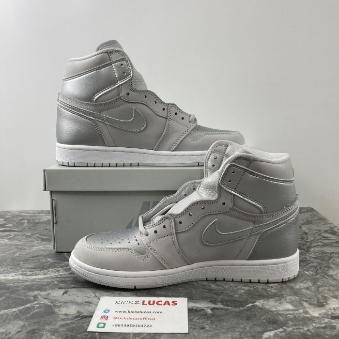 Air Jordan 1 Retro High CO Japan Neutral Grey DC1788-029