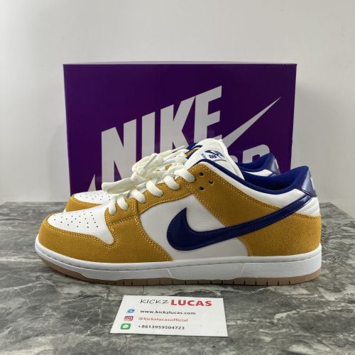 SB Dunk Low Laser Orange  BQ6817-800