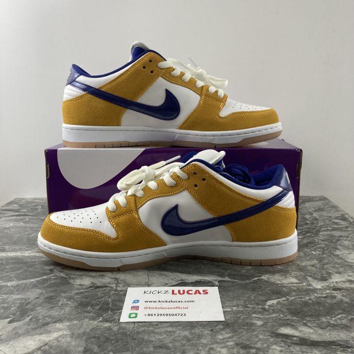 SB Dunk Low Laser Orange  BQ6817-800