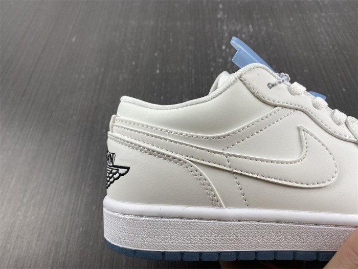 Air Jordan 1 Retro Low LX UV Reactive  DA8301-101