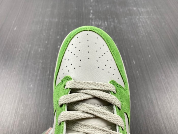 Dunk Low AS Safari Swoosh Chlorophyll  DR0156-300