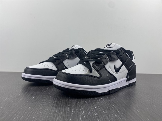 Dunk Low Disrupt 2 Panda  DV4024-002