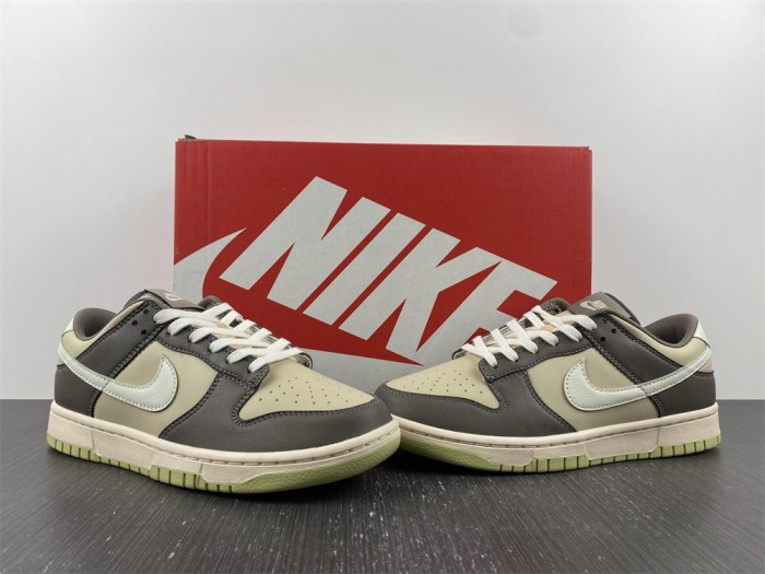 Dunk Low Khaki FB4960-210