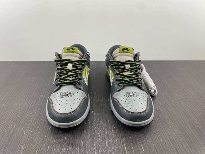 HUF X SB Dunk Low Friends and Family FD8775-002