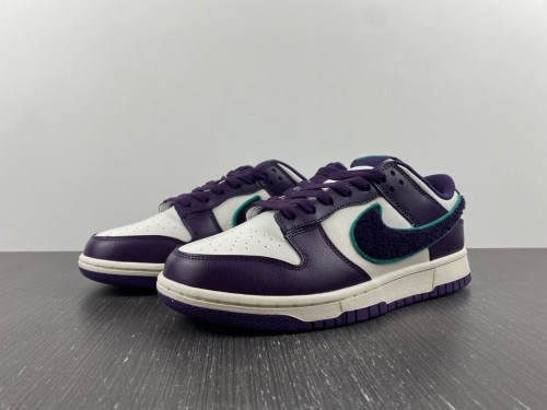 Dunk Low Chenille Swoosh DQ7683-100