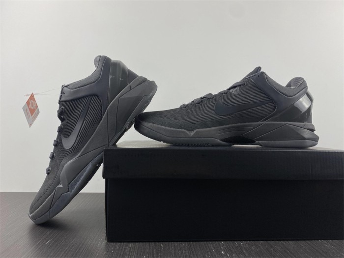 Kobe 7 Black Mamba Collection Fade to Black  869460-442