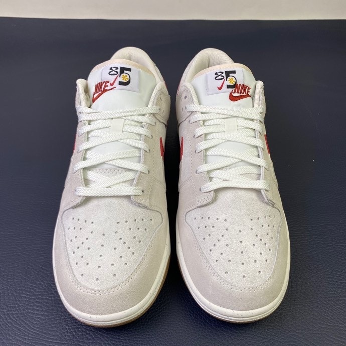 Dunk Low SE 85 Double Swoosh Sail Orange  DO9457-100
