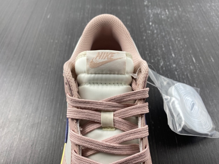 Dunk Low Pink Oxford DD1503-601