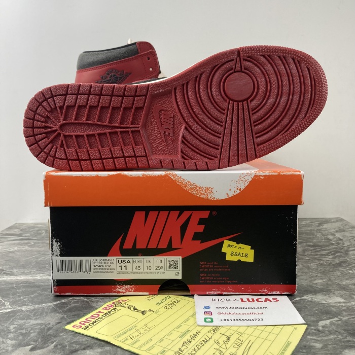 Air Jordan 1 Retro High OG Chicago Lost and Found  DZ5485-612