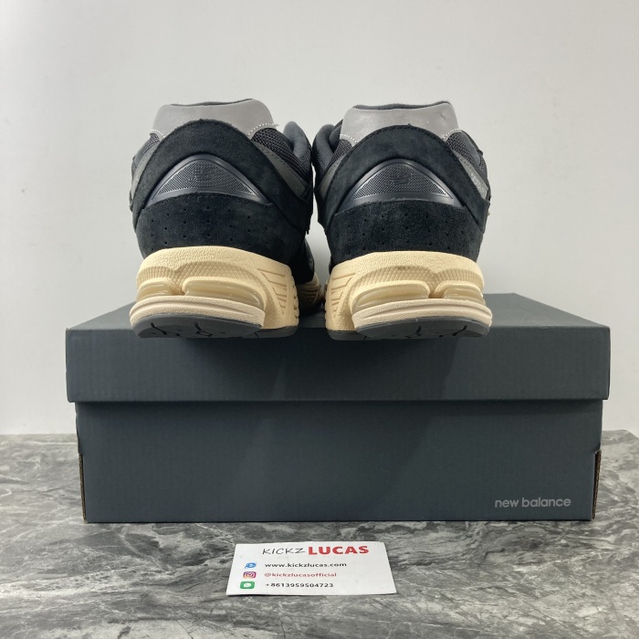 New Balance 2002R Navy Eclipse M2002RCA