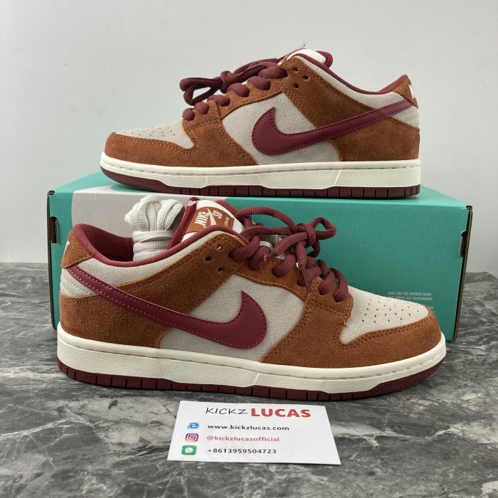 SB Dunk Low Pro Dark Russet Cedar BQ6817-202